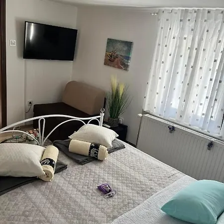 Studio Apartment Corina Apartment *